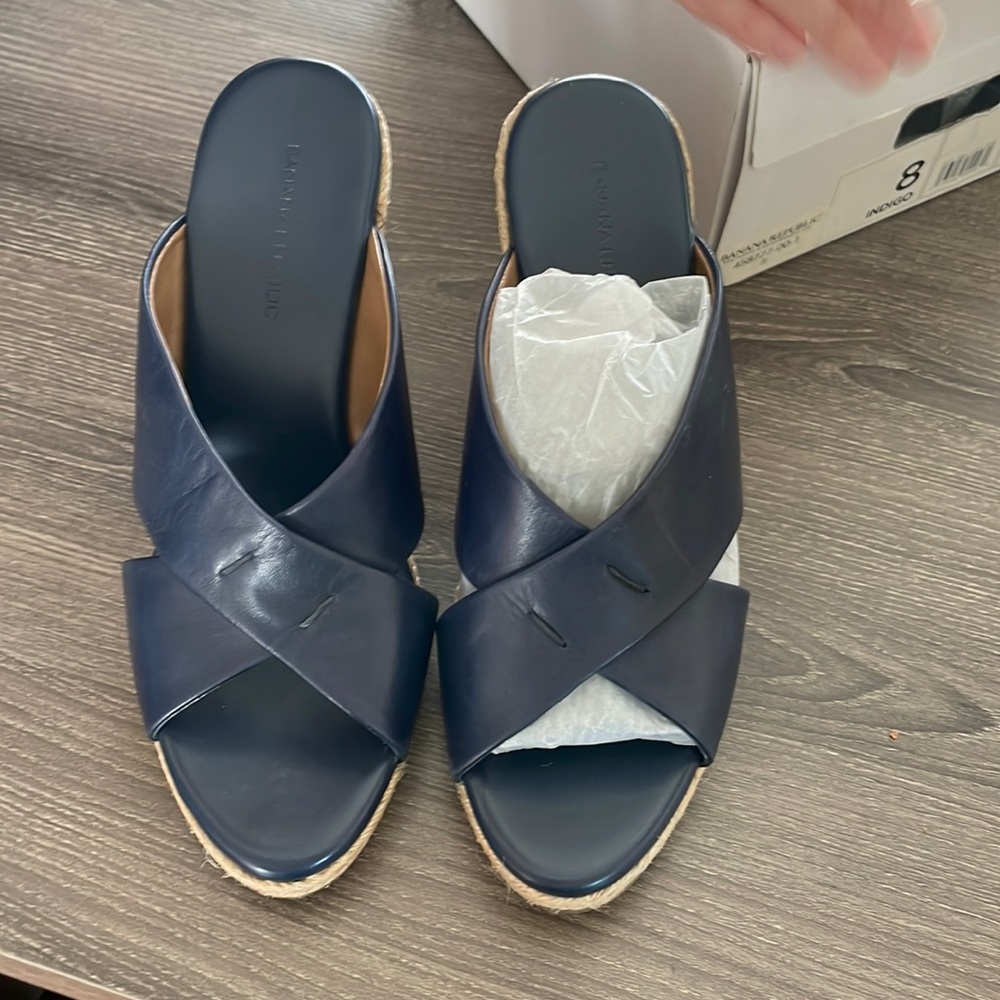Banana republic sandals